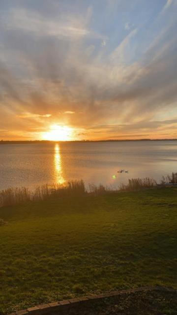 Hytte I Forste Raekke Til Fjord Hotel ฮอลเบค ภายนอก รูปภาพ